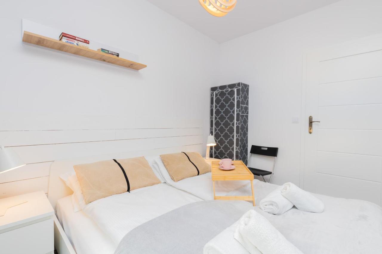 Leilighet Stylish Rajska With Free Parking In Downtown By Renters *