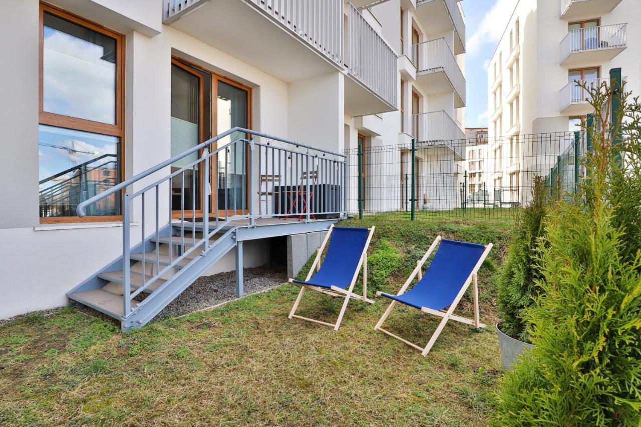 Stylish Rajska With Free Parking In Downtown By Renters Leilighet *