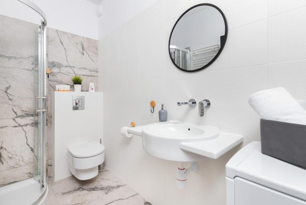 Leilighet Stylish Rajska With Free Parking In Downtown By Renters Gdańsk